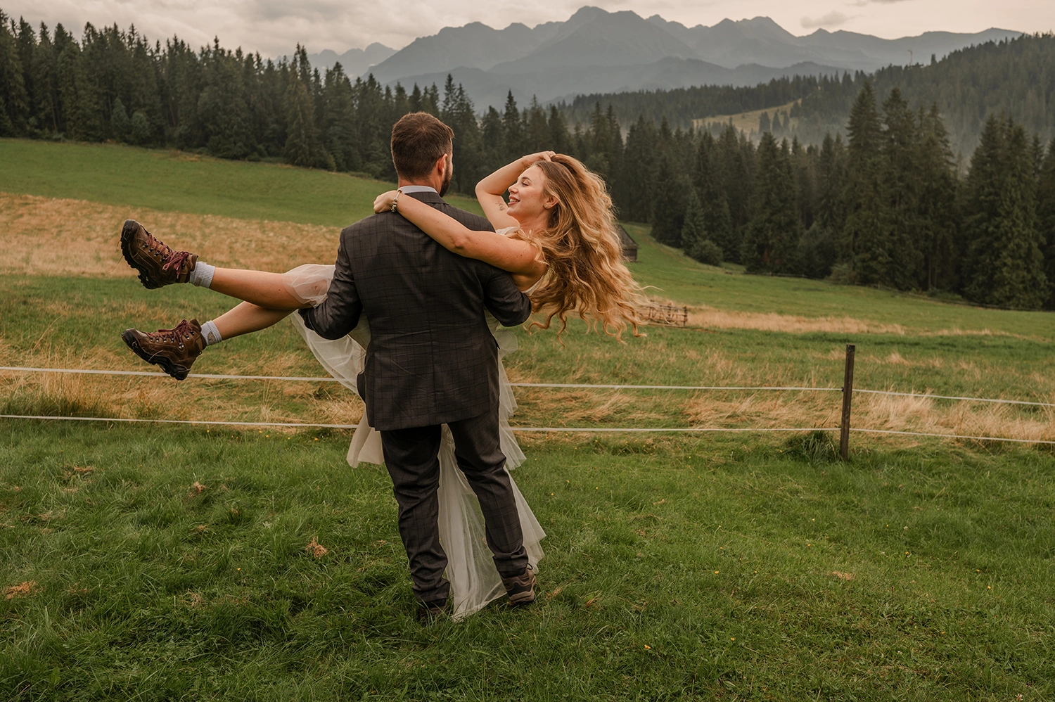 Film-ślubny-fotografia-ślubna-w-Tatrach-zakopane