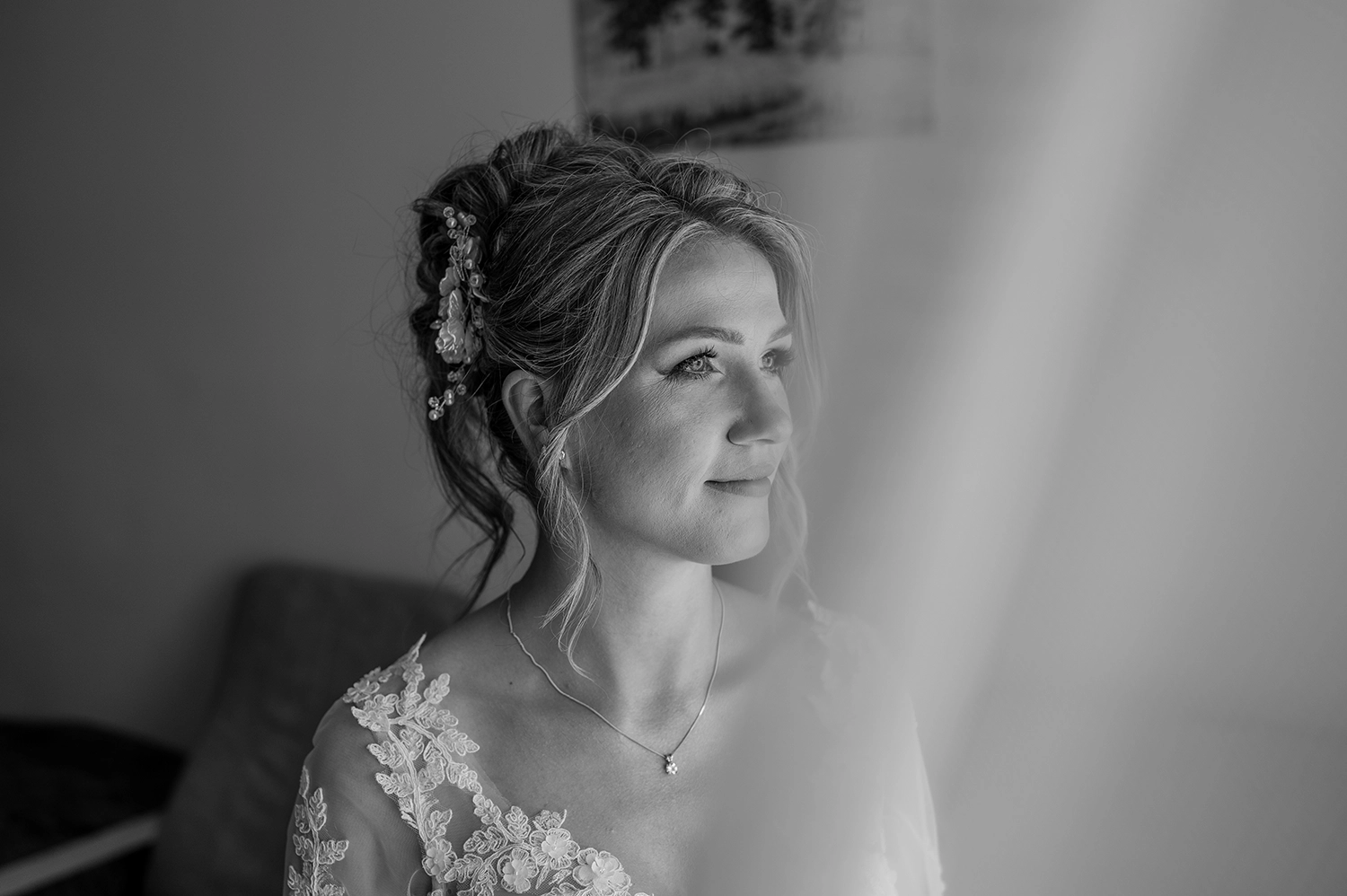 Przygotowania-do-ślubu-panna-młoda-fotografia-i-film-ślubny