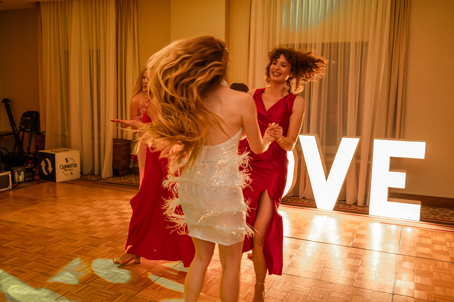 Reportaż-ślubny-film-ślubny-kraków-sheraton